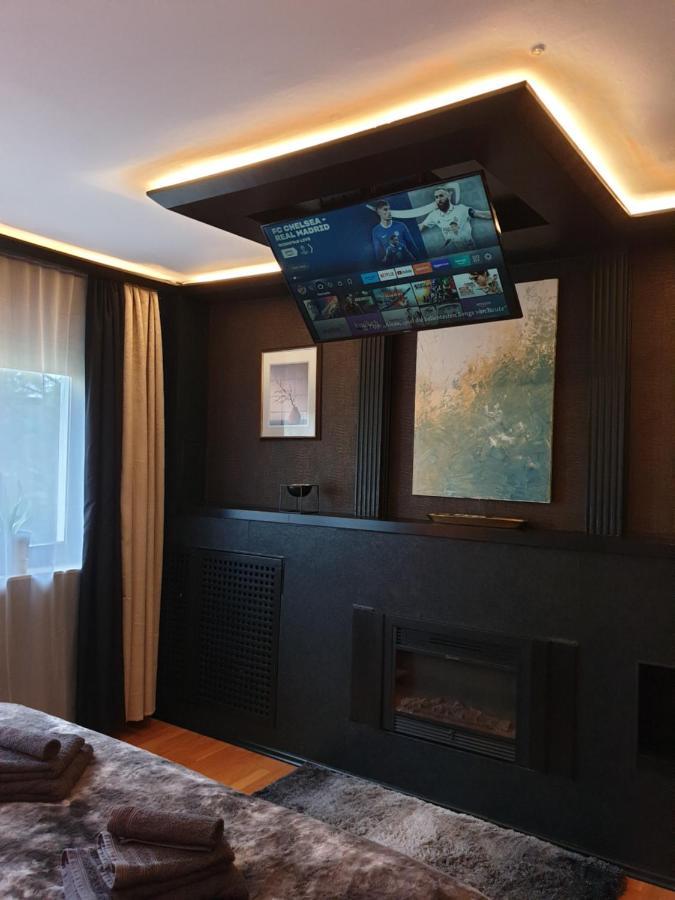 Miet-Kamp Ruhig, Zentral, Nahe Messe, Ausgefallenes Design 2 Schlafzimmer Berlim Exterior foto