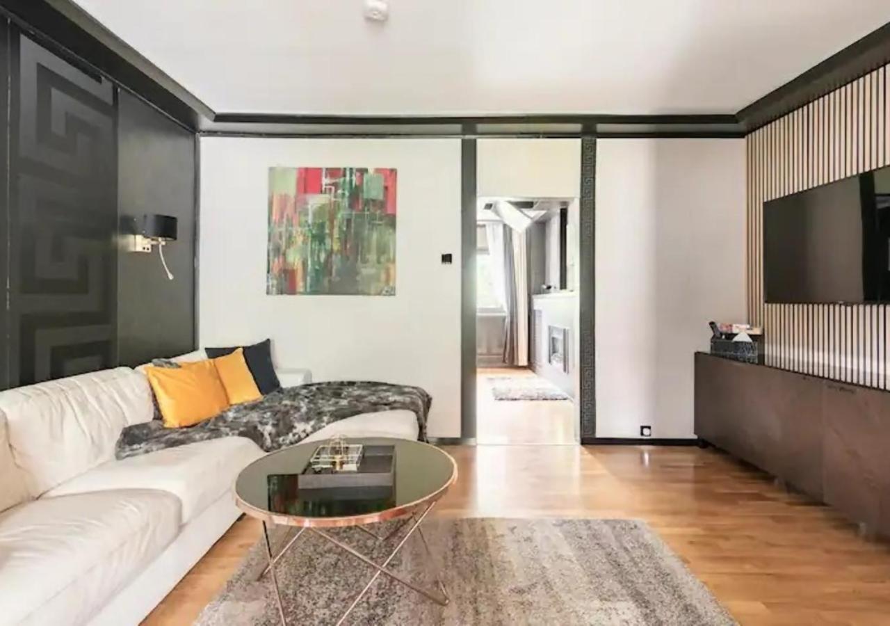 Miet-Kamp Ruhig, Zentral, Nahe Messe, Ausgefallenes Design 2 Schlafzimmer Berlim Exterior foto