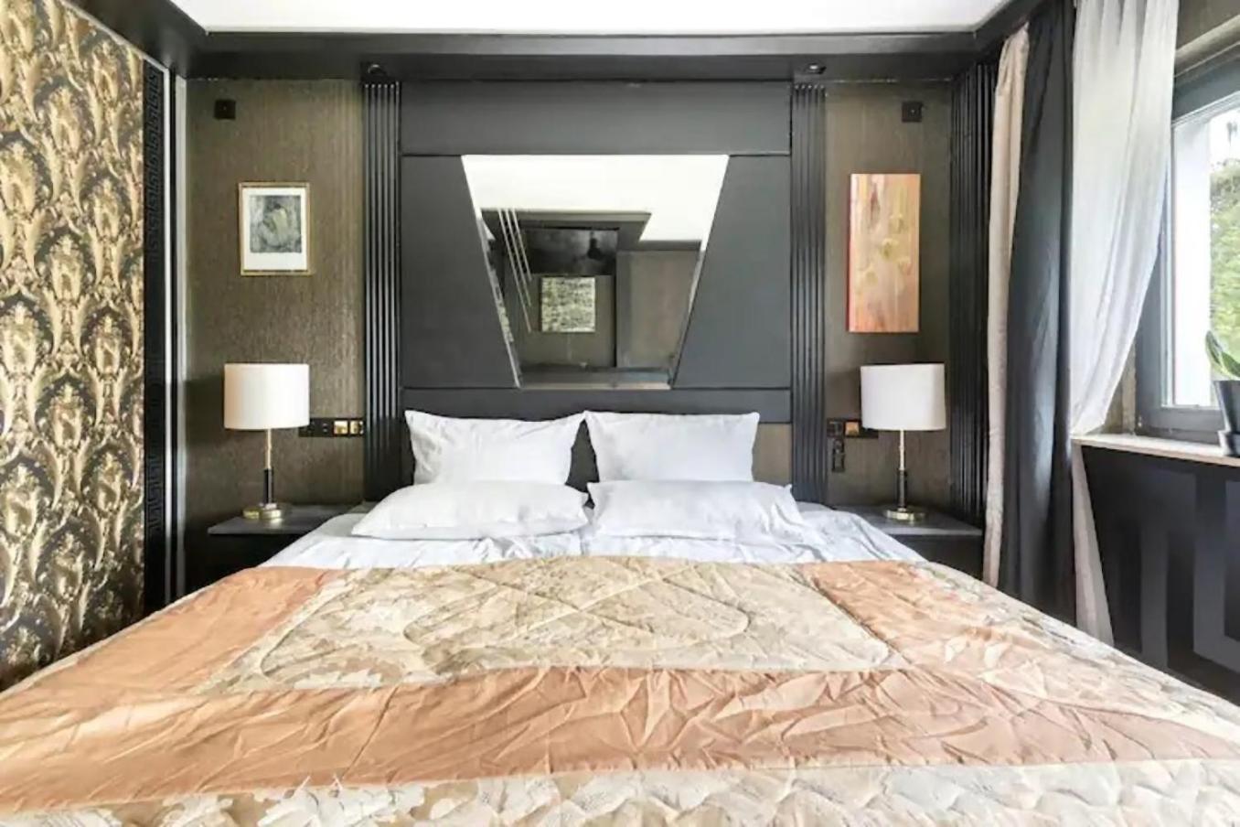 Miet-Kamp Ruhig, Zentral, Nahe Messe, Ausgefallenes Design 2 Schlafzimmer Berlim Exterior foto